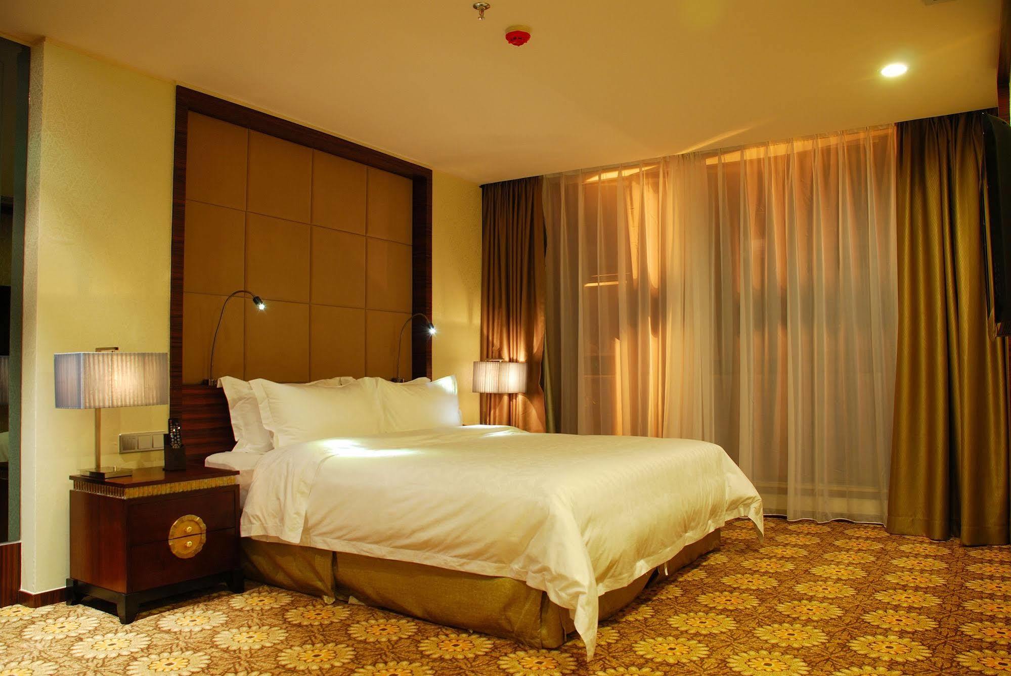 Guangzhou Good International Hotel Экстерьер фото